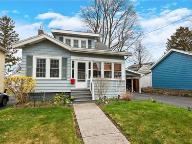 220 Roxford Road N, Syracuse, NY 13208