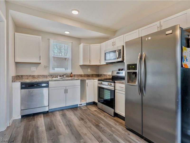 2235 20th Street NE, Canton, OH 44705 Photo 14