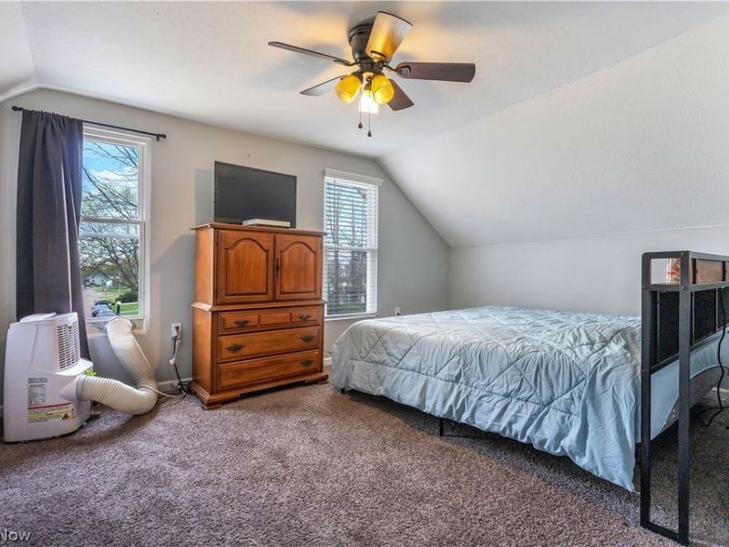 2235 20th Street NE, Canton, OH 44705 Photo 4