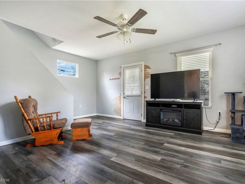 2235 20th Street NE, Canton, OH 44705 Photo 8