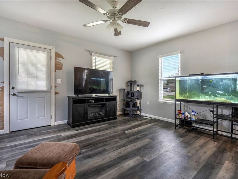 2235 20th Street NE, Canton, OH 44705 Photo 9