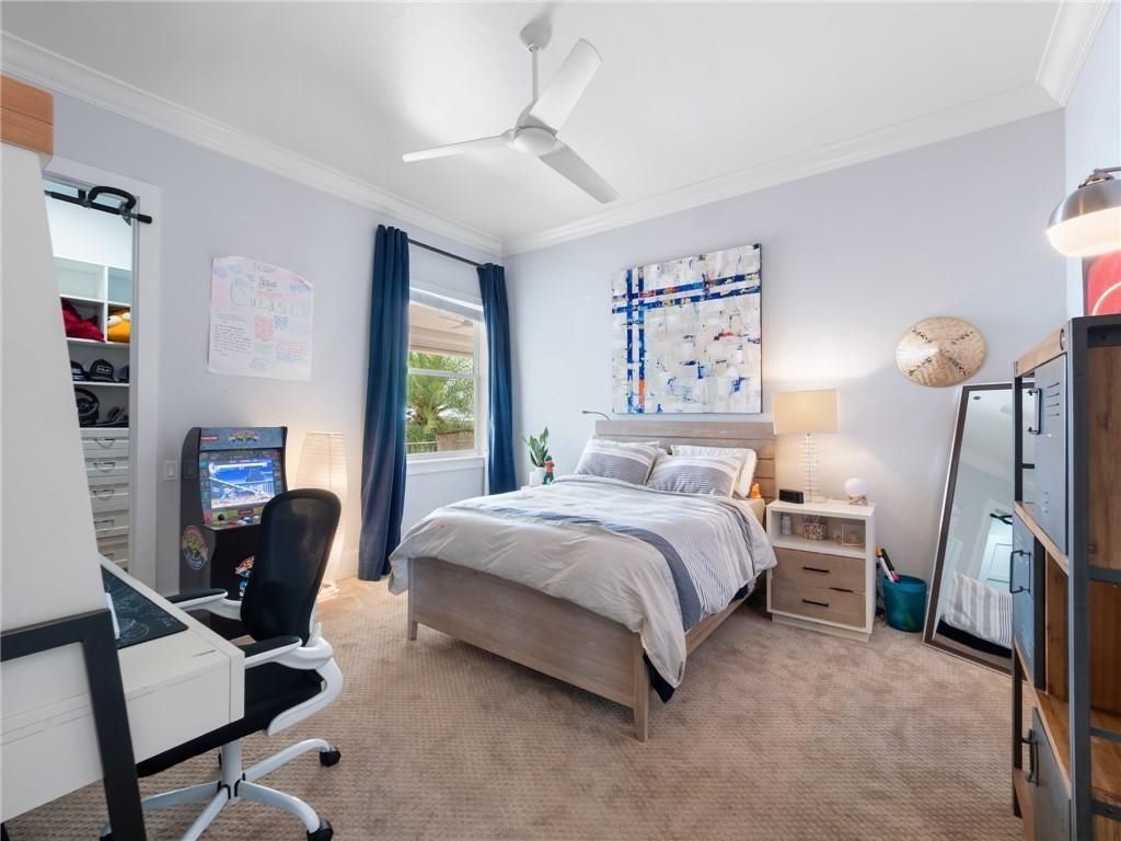 911 Aqua Ln, Fort Myers, FL 33919 Photo