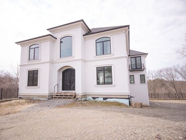 12 Gianna Drive, Saugus, MA 01906