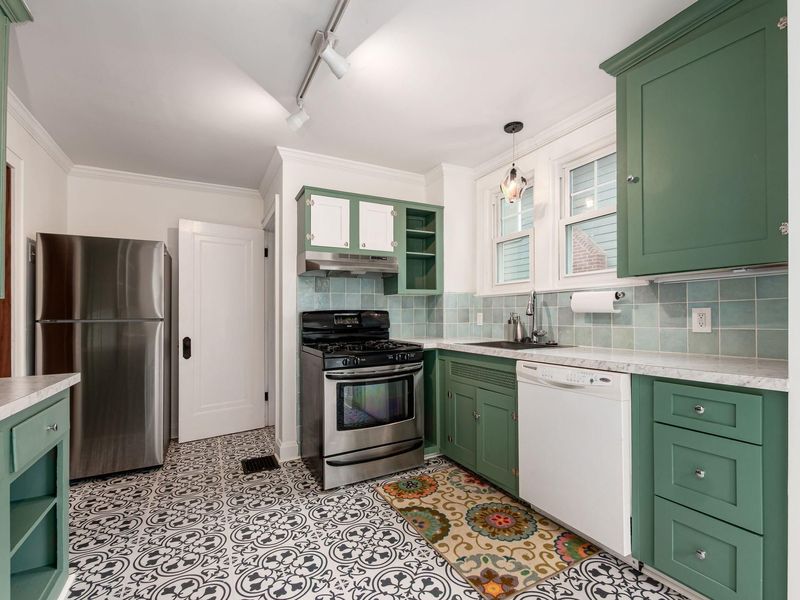 510 Midgard Road, Columbus, OH 43202 Photo 11