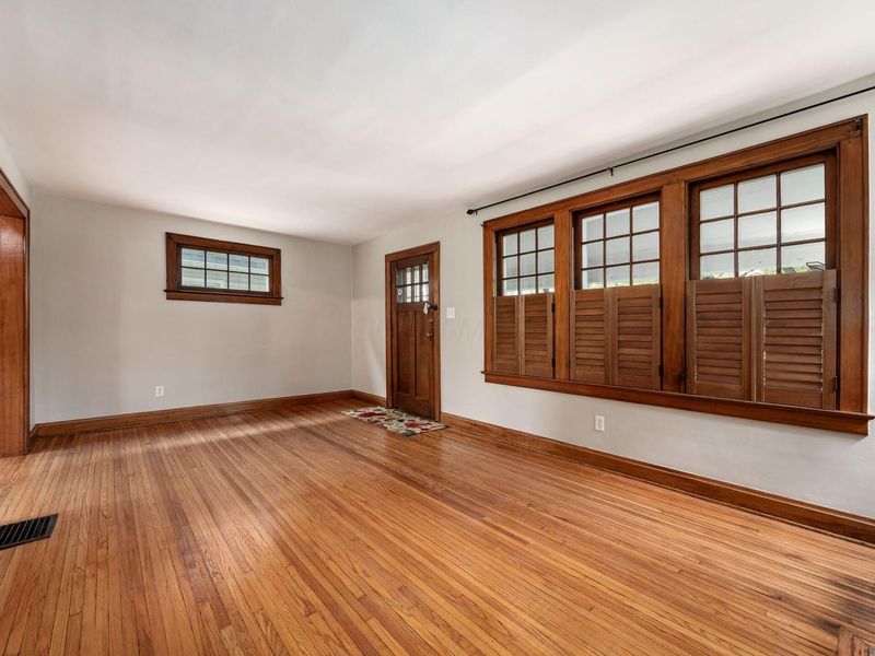 510 Midgard Road, Columbus, OH 43202 Photo 6