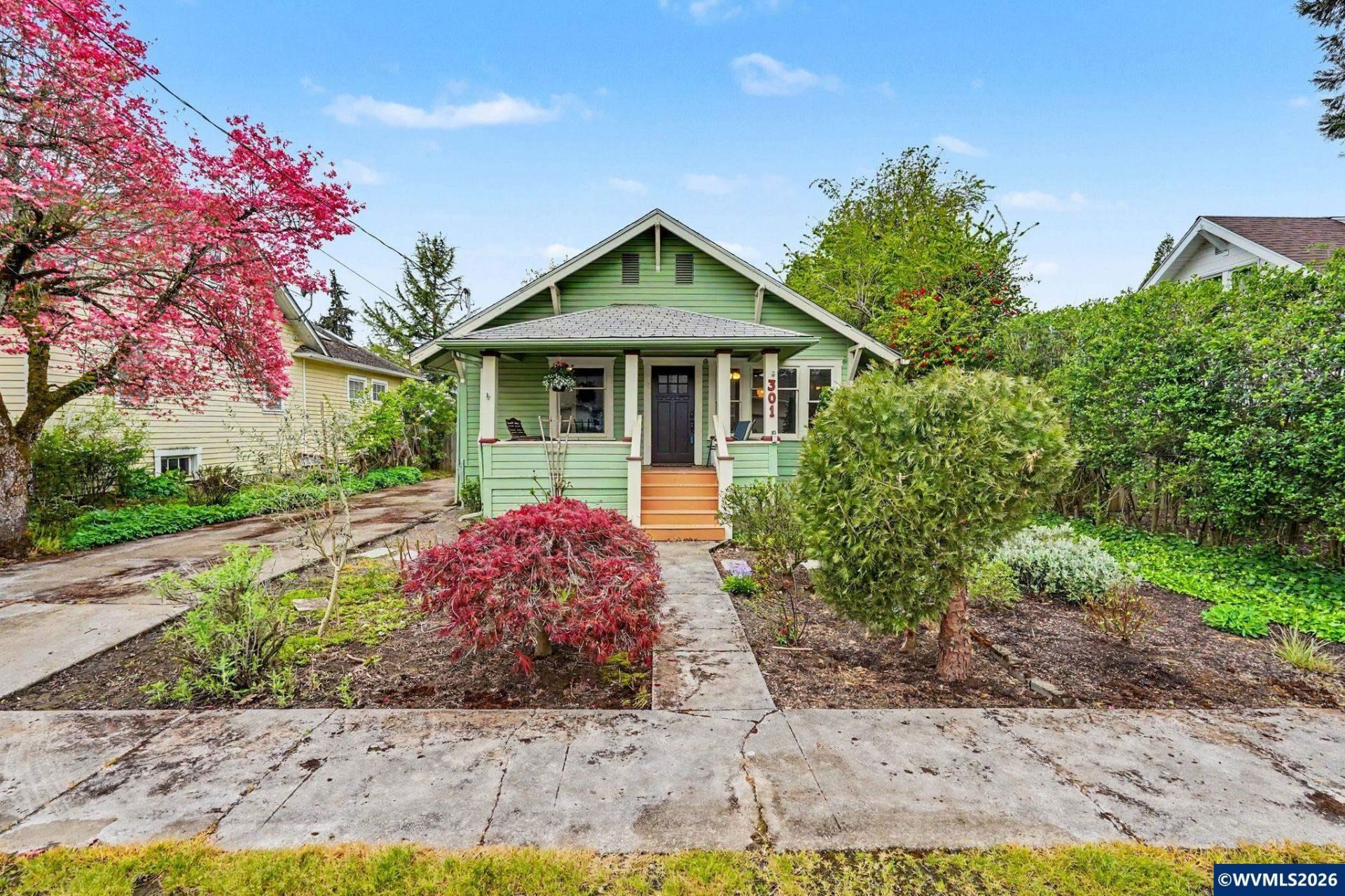 301 Orchard St, Silverton, OR 97381 Main Photo