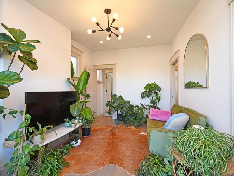 1921 Vine Street, Cincinnati, OH 45202 Photo 19