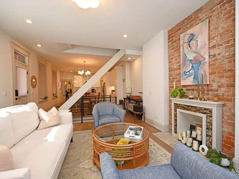 1921 Vine Street, Cincinnati, OH 45202 Photo 3