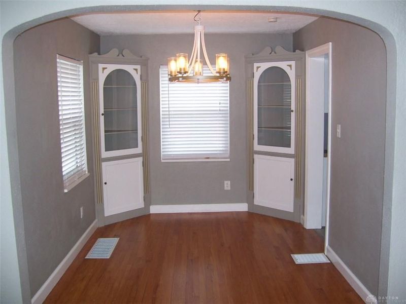 925 Croyden Drive, Dayton, OH 45420 Photo 8