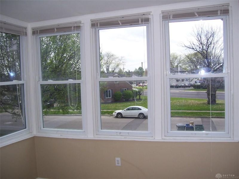 925 Croyden Drive, Dayton, OH 45420 Photo 9