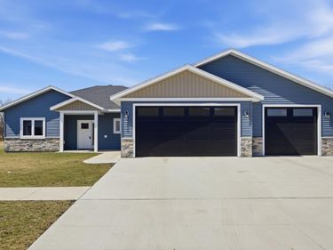 211 16th Street N, Breckenridge, MN 56520