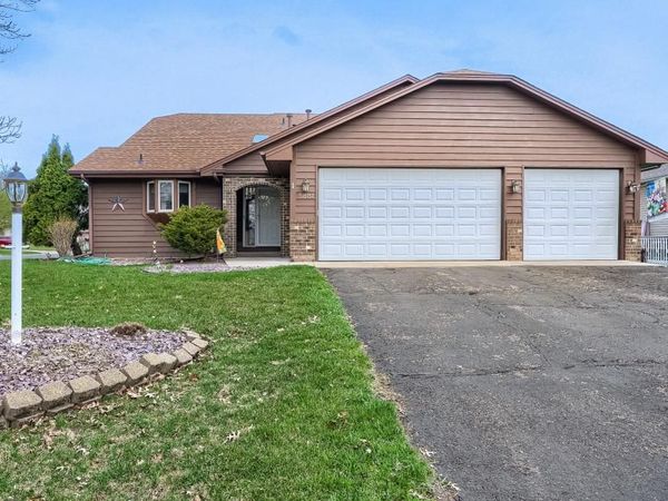 5887 144th Street W, Apple Valley, MN 55124