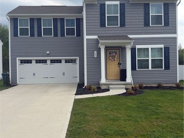 105 Zenith Court, Eastlake, OH 44095