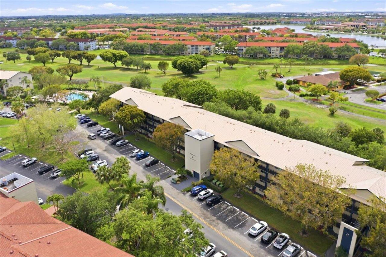 700 SW 128th Avenue, Unit 310c, Pembroke Pines, FL 33027 Photo