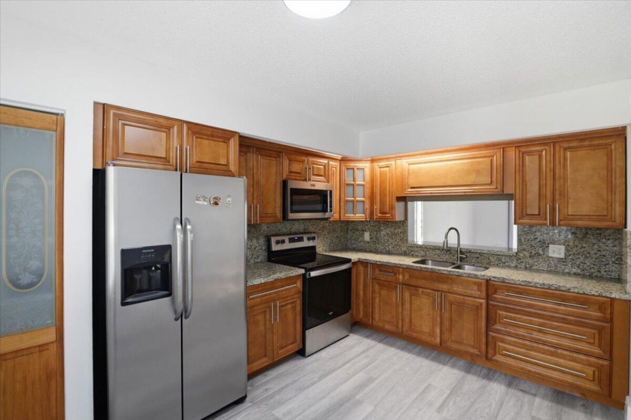 700 SW 128th Avenue, Unit 310c, Pembroke Pines, FL 33027 Photo