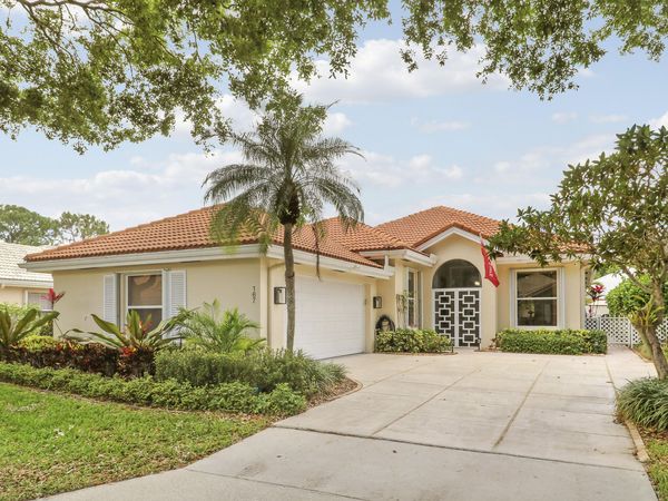 167 E Hampton Way, Jupiter, FL 33458