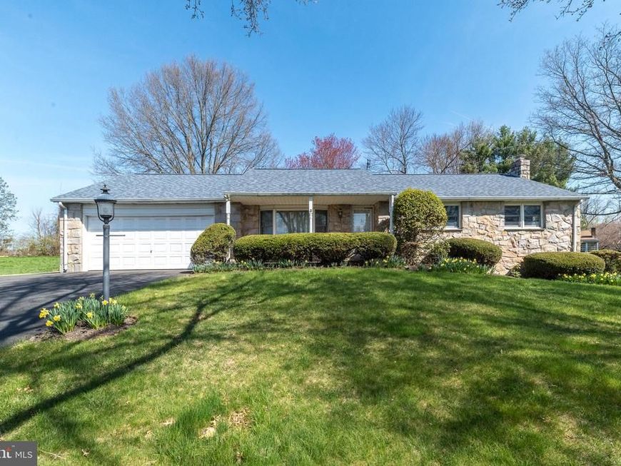 33 Onyx Lane, Gilbertsville, PA 19525 Main Photo