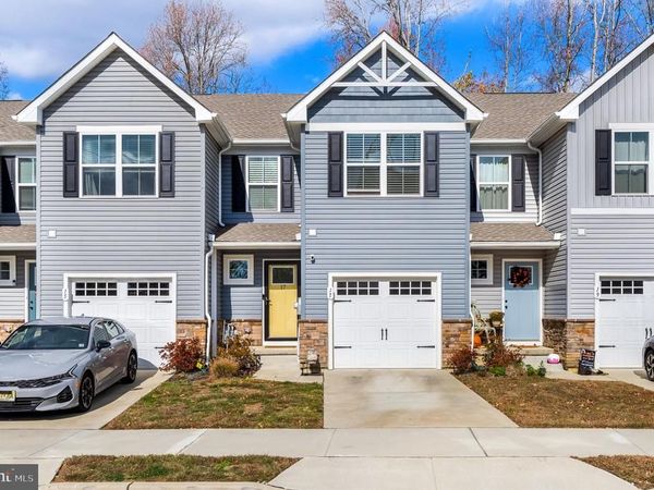 17 SOUTHWIND DRIVE , BLACKWOOD, NJ 08012