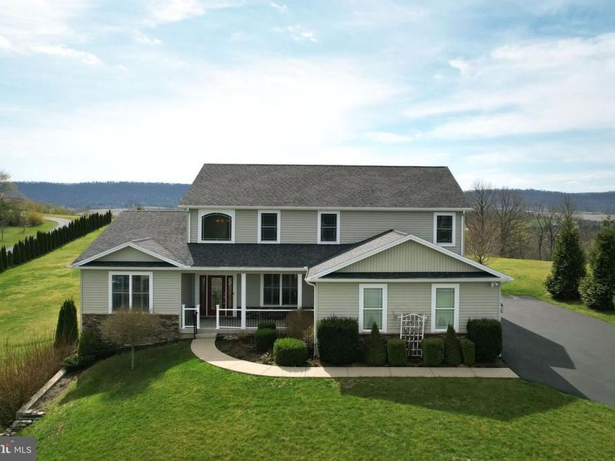 218 Pepper Ridge Drive, Spring Mills, PA 16875 Main Photo