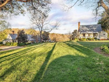 240 BROAD AXE RD, CHARLOTTESVILLE, VA 22903