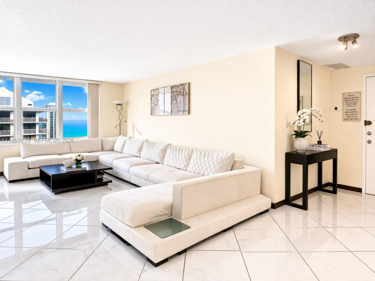 230 174th St, Unit 2404, Sunny Isles Beach, FL 33160 Photo