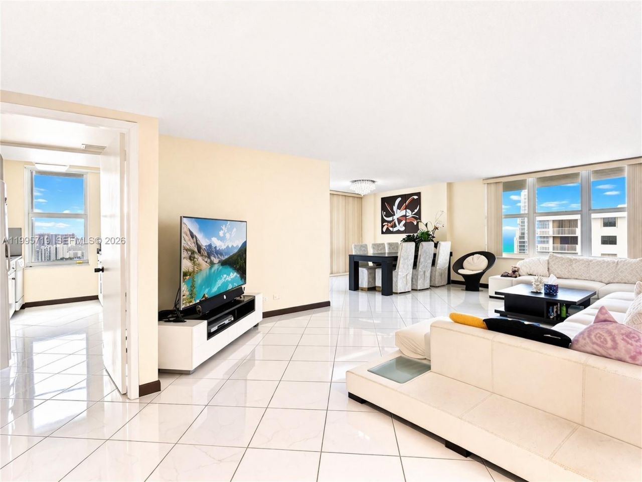 230 174th St, Unit 2404, Sunny Isles Beach, FL 33160 Photo