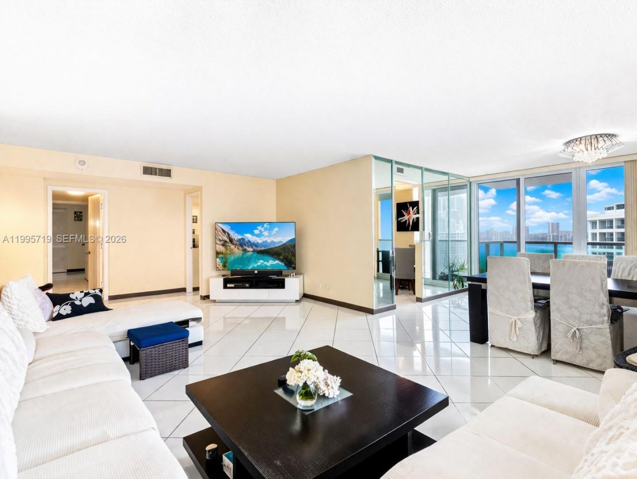 230 174th St, Unit 2404, Sunny Isles Beach, FL 33160 Photo
