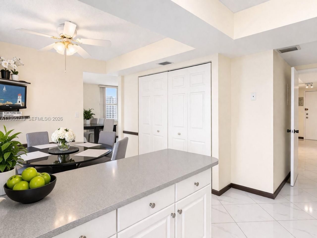 230 174th St, Unit 2404, Sunny Isles Beach, FL 33160 Photo