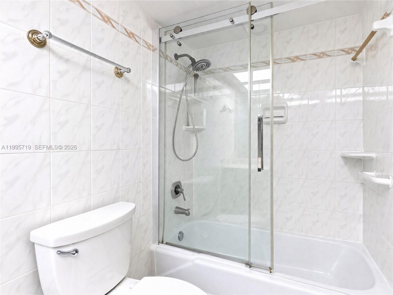 230 174th St, Unit 2404, Sunny Isles Beach, FL 33160 Photo