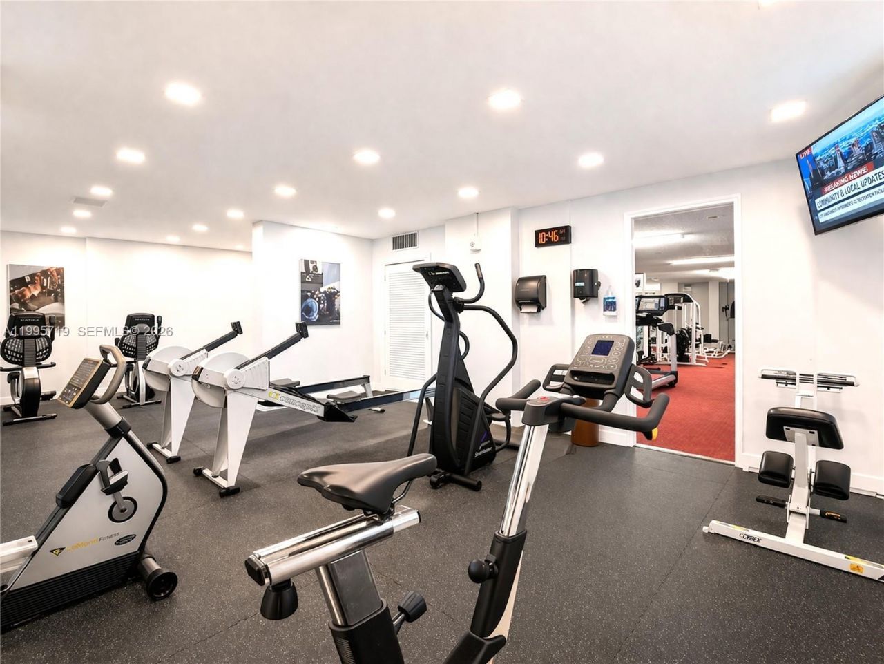 230 174th St, Unit 2404, Sunny Isles Beach, FL 33160 Photo