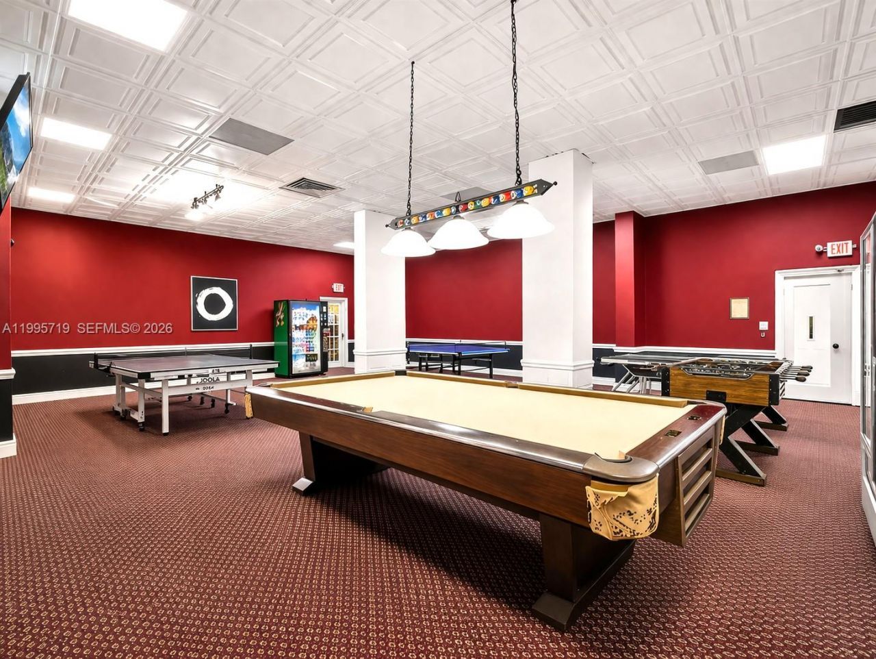 230 174th St, Unit 2404, Sunny Isles Beach, FL 33160 Photo