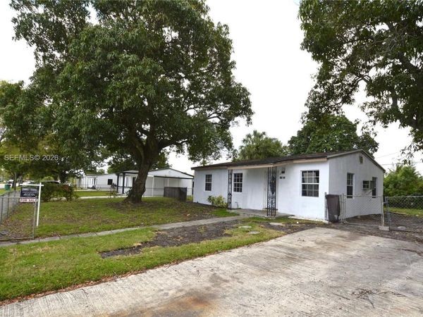 16400 NW 17th Ct, Miami Gardens, FL 33054