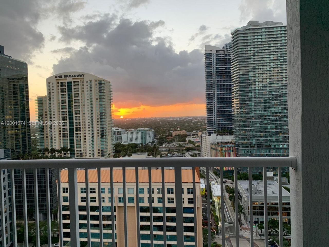 170 SE 14th St, Unit 2807, Miami, FL 33131 Photo