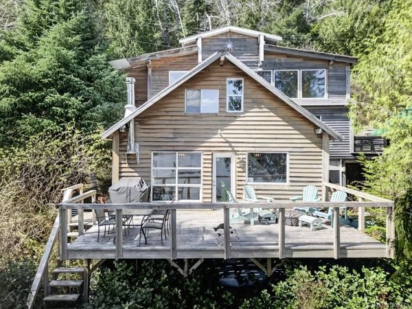 276 Winter Harbour Rd, Winter Harbour, BC V0N 3L0