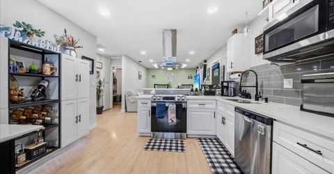 6945 Black Duck Way, Sacramento, CA 95842 Photo