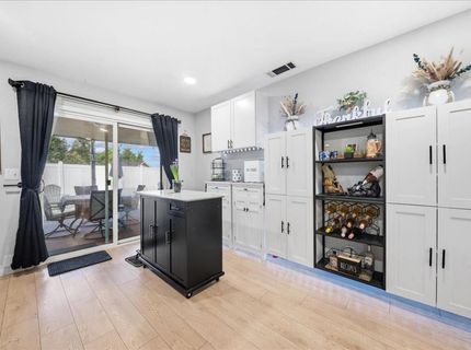 6945 Black Duck Way, Sacramento, CA 95842 Photo