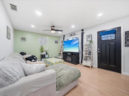 6945 Black Duck Way, Sacramento, CA 95842 Photo