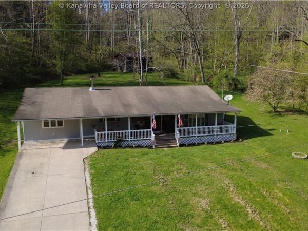 3023 Big Seven Mile Road, Lesage, WV 25537