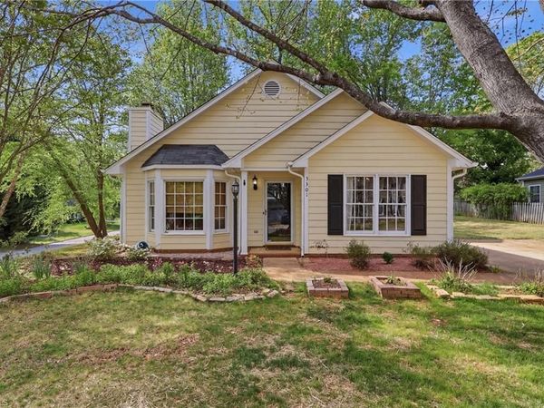 3301 Winburn Drive , Greensboro, NC 27410