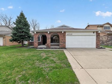 43737 Westminister Way, CANTON, MI 48187