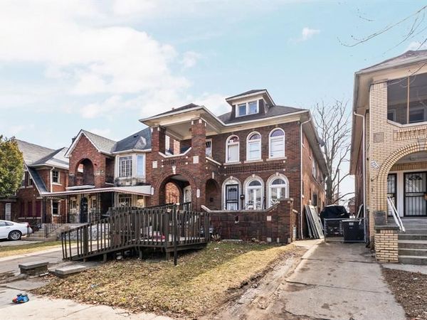 2951 Leslie Street, Detroit, MI 48238