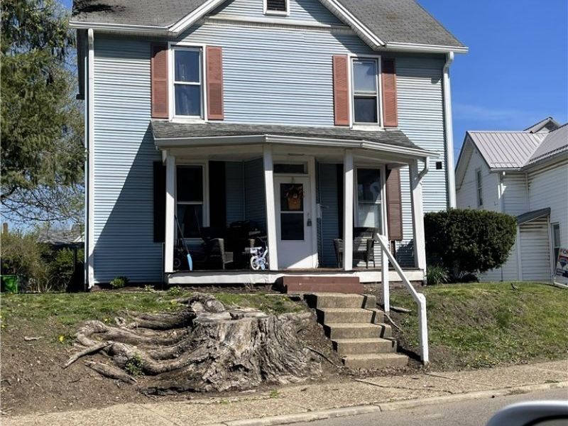 866 Main, Unit A, Coshocton, OH 43812 Photo 1