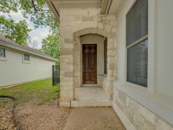 5800 COURTYARD DR, Unit 9, Austin, TX 78731