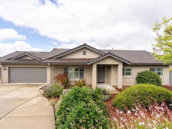 1280 Templeton Hills, Templeton, CA 93465