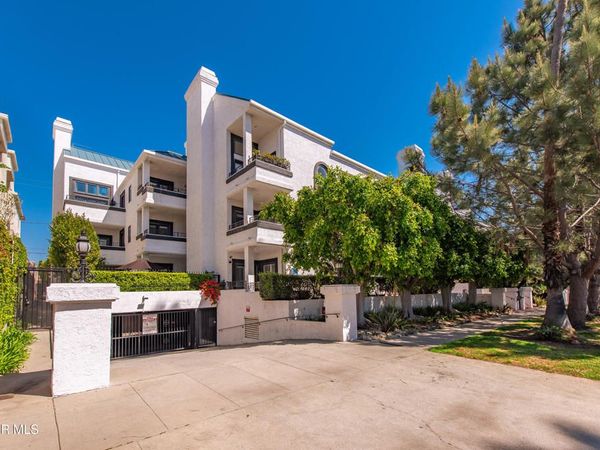1133 9th Street, Unit 102, Santa Monica, CA 90403