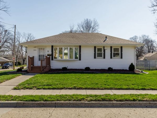 3931 69th Street, Urbandale, IA 50322