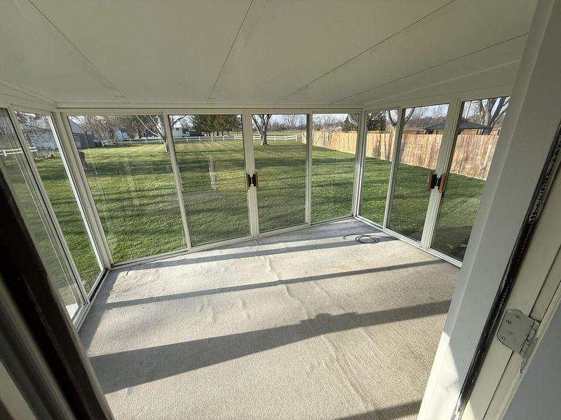 41 Westmoor Drive, London, OH 43140 Photo 3