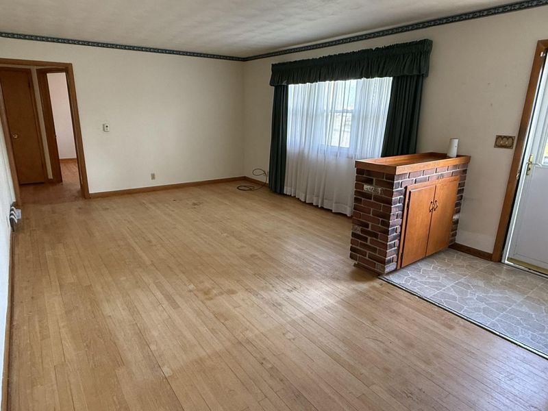 41 Westmoor Drive, London, OH 43140 Photo 5