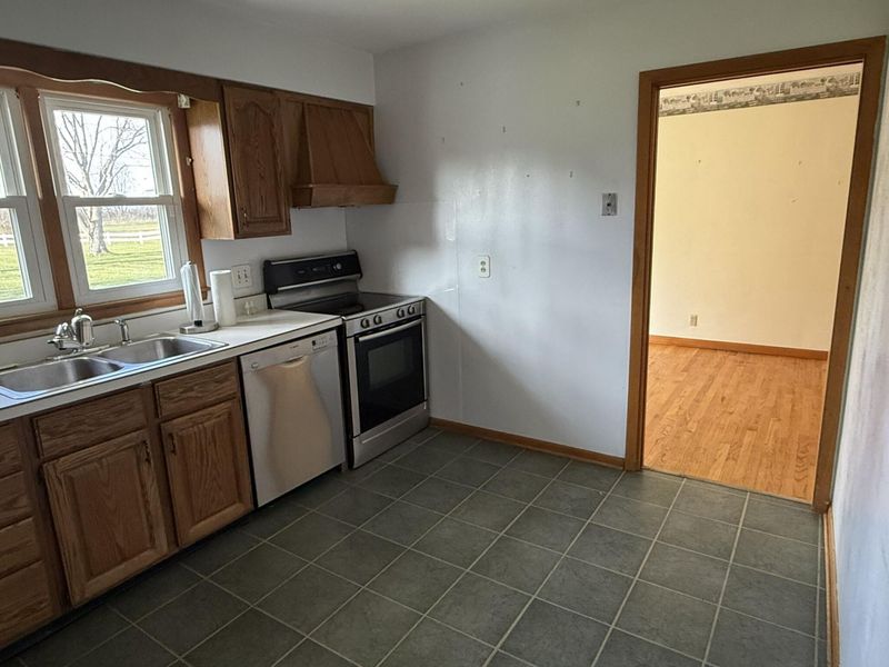 41 Westmoor Drive, London, OH 43140 Photo 7