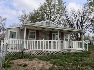 2102 WESTSIDE Drive, COUNCIL BLUFFS, IA 51501